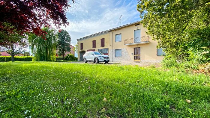 Casa in vendita in Via Albarone Casalmaggiore Cr Italia, Casalmaggiore