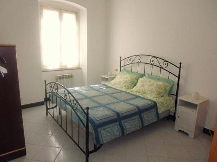 Appartamento con 5 locali in affitto in Sestri Levante