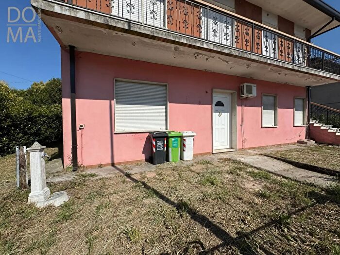 Appartamento con 6 locali in vendita in Porto Viro
