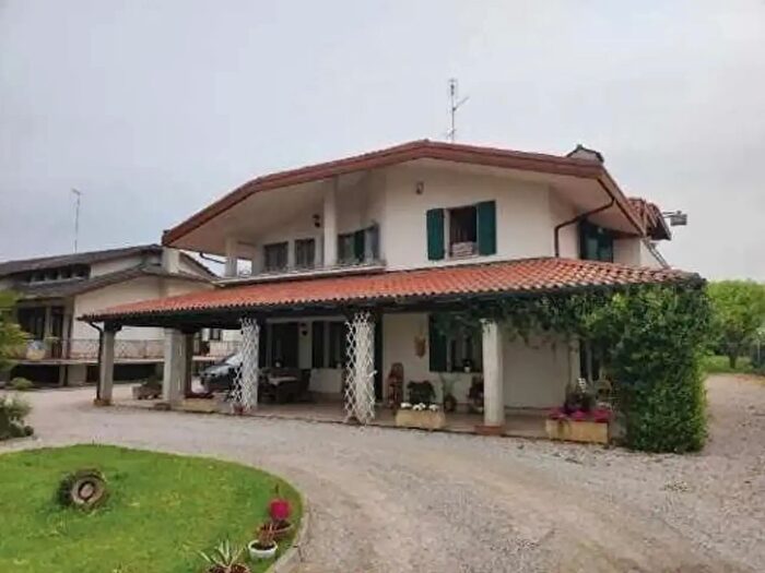 Casa con 5 locali in vendita in Via Ampezzon, Vigonza
