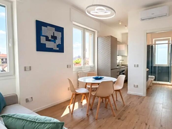 Appartamento monolocale in affitto in Via Tolmezzo, Milano