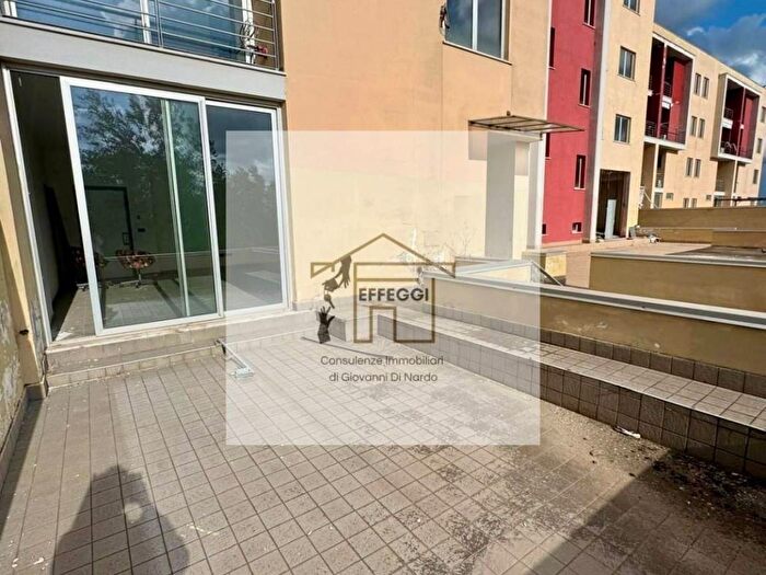 Appartamento trilocale in affitto in Viale Carlo III di Borbone, San Nicola la Strada