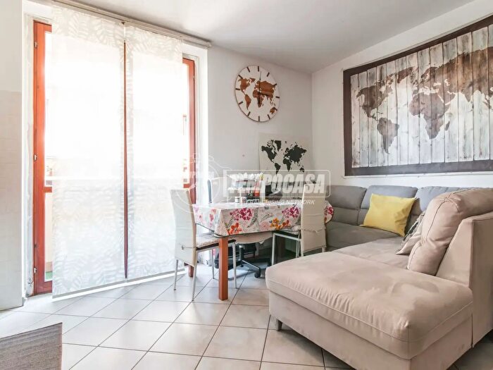 Appartamento bilocale in vendita in Via Madonna del Don, Olgiate Olona