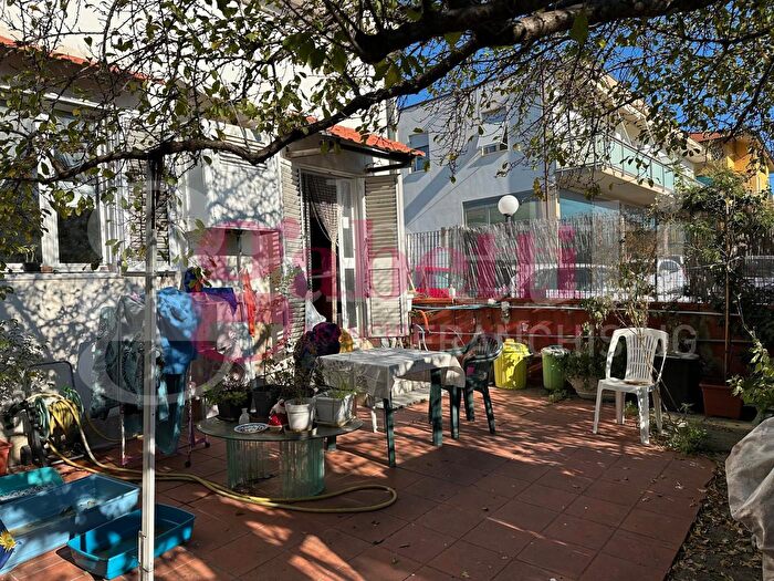 Appartamento quadrilocale in vendita in Via Barontini, Collesalvetti