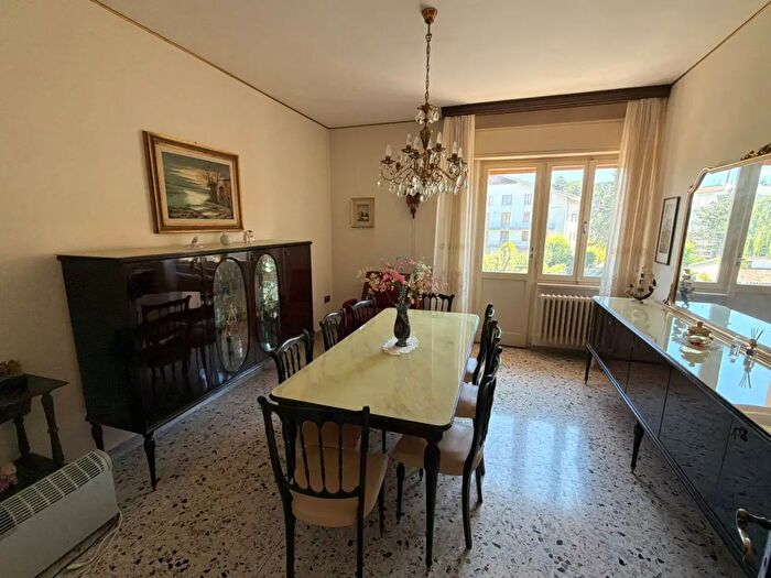 Appartamento con 5 locali in vendita in Via Bocci, Fabriano