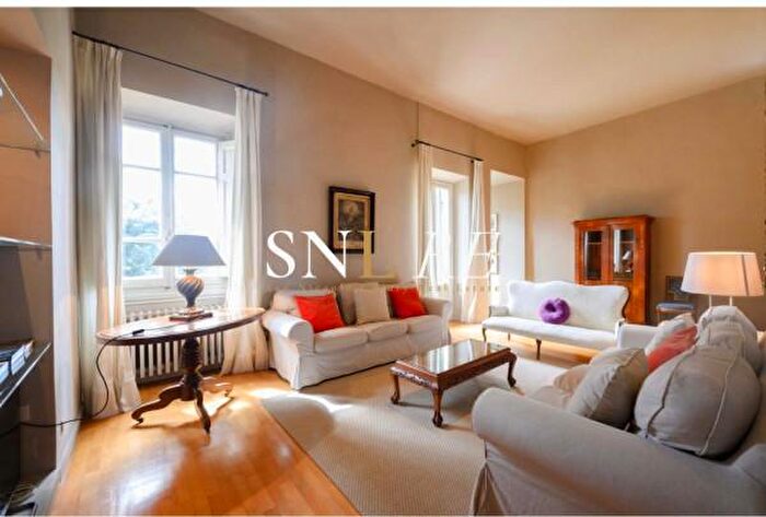 Appartamento con 6 locali in vendita in Via Venezia, Firenze