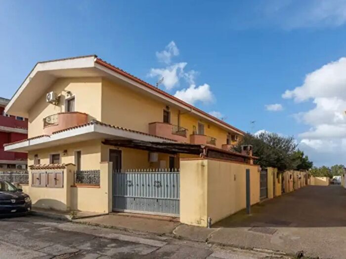 Casa con 5 locali in vendita in Via Galileo Galilei b, Decimoputzu