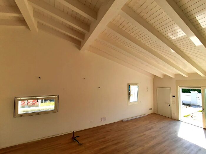 Casa con 5 locali in vendita in Via Dante Alighieri, Mestrino