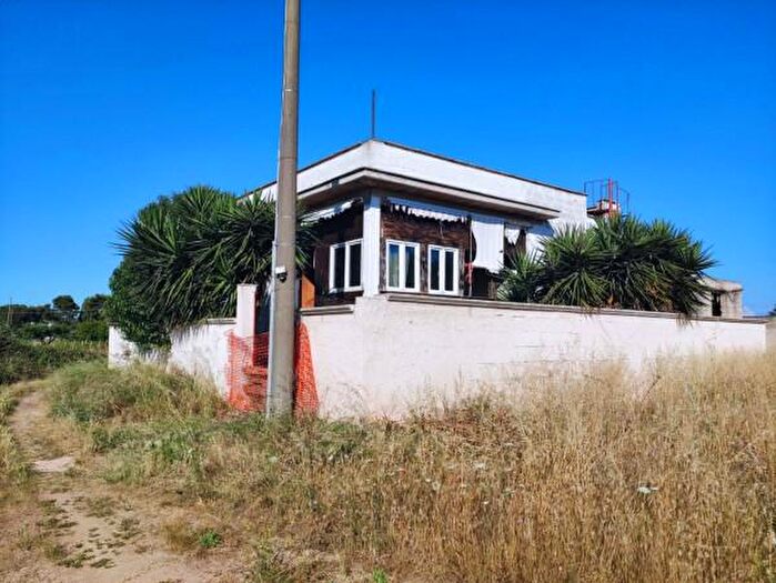 Casa quadrilocale in vendita in Via Scorcora, Manduria