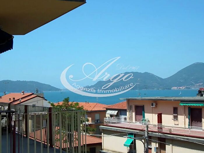 Appartamento bilocale in vendita in Lerici