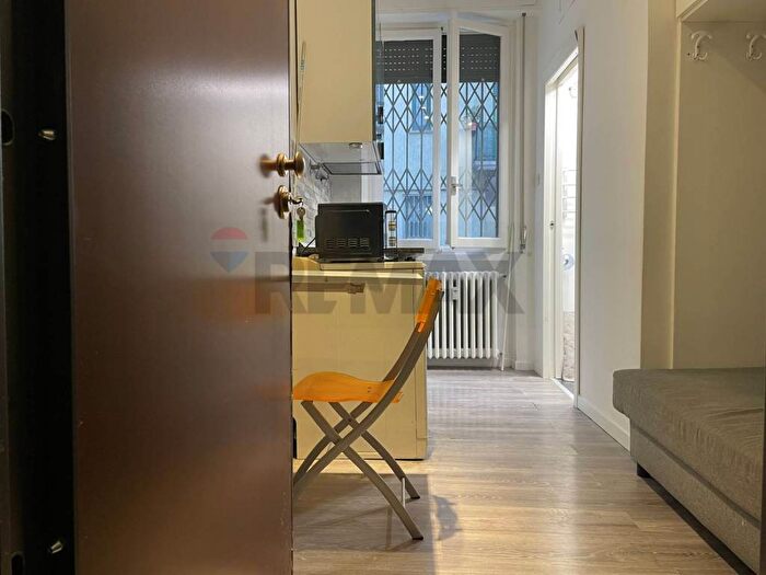 Appartamento monolocale in affitto in VIA GIUBA, Cimiano, Milano