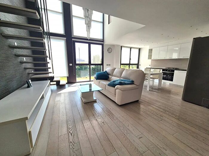 Appartamento bilocale in affitto in Via Pompeo Mariani, Milano