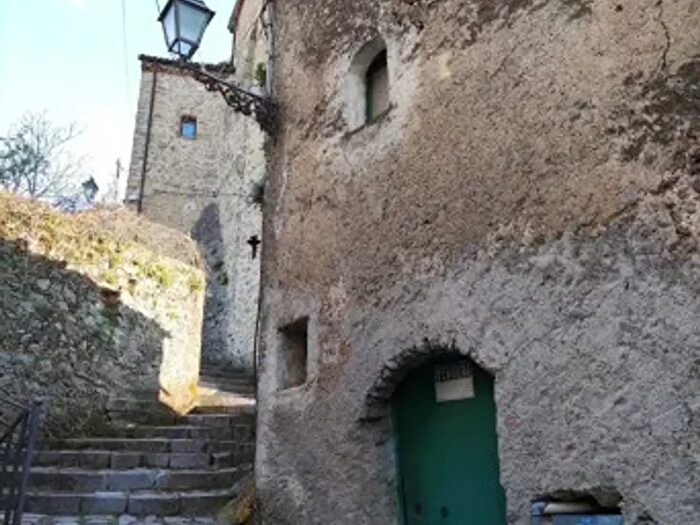 Casa bilocale in vendita in Via Mazzarella, Trecchina