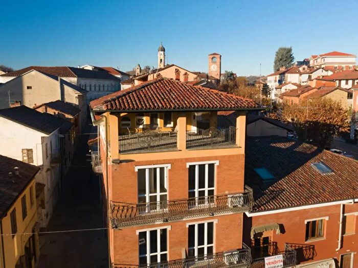 Appartamento trilocale in affitto in Piazza Martiri della Libertà, Canale