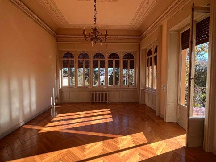 Appartamento con 5 locali in affitto in Via Fiume, Brunella, Varese