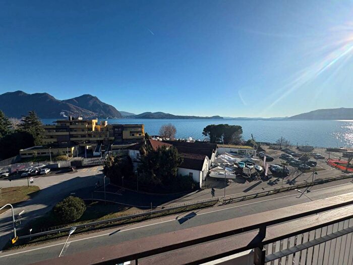 Appartamento quadrilocale in affitto in Via Vittorio Veneto, Pallanza SantAnna, Verbania