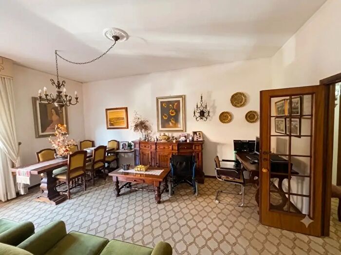 Appartamento quadrilocale in vendita in Via Luca Signorelli, Grosseto