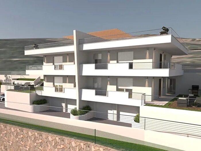 Appartamento quadrilocale in vendita in Via Galletto, Vaiano