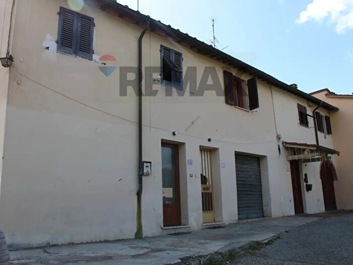 Casa trilocale in vendita in Via Sanminiatese, Castelfiorentino