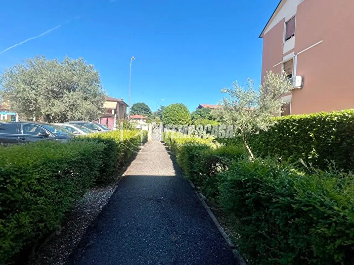 Appartamento trilocale in vendita in Rodengo Saiano
