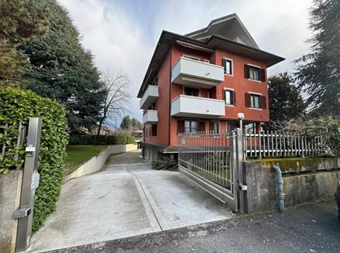 Appartamento bilocale in vendita in Via Piave Gerbone Olgiate Olona Varese Lombardia Italia, Olgiate Olona