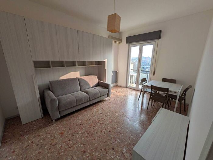 Appartamento monolocale in affitto in Via Giuseppe Tartini, Dergano, Milano