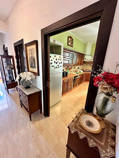 Appartamento con 6 locali in vendita in Via Roma, Palagianello