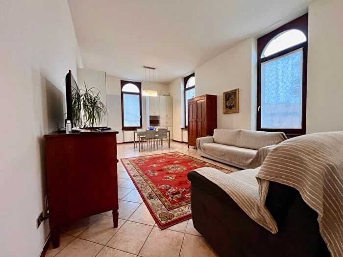 Appartamento trilocale in affitto in San Zeno, Verona