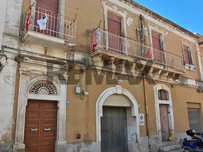 Casa trilocale in vendita in Via Magenta, Pachino