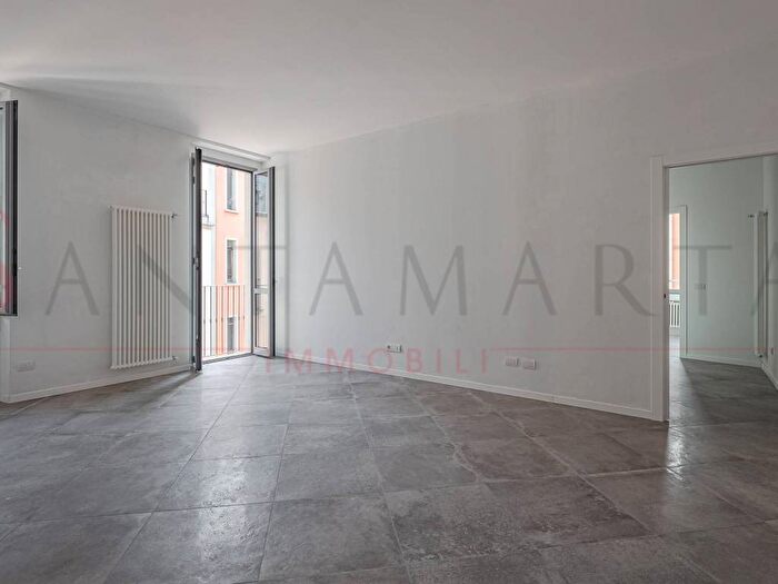 Appartamento trilocale in affitto in Via delle Forze Armate, Gambara, Milano