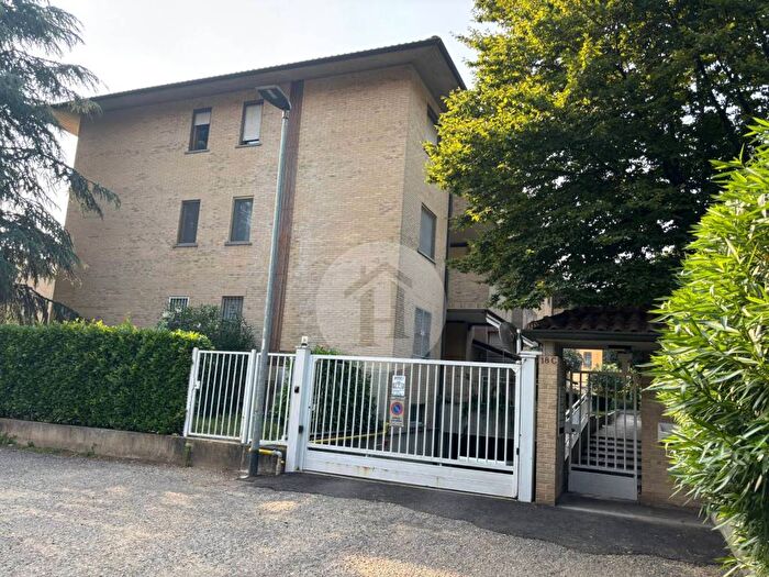 Appartamento bilocale in affitto in VIA CESARE BATTISTI, Semicentro, Paderno Dugnano