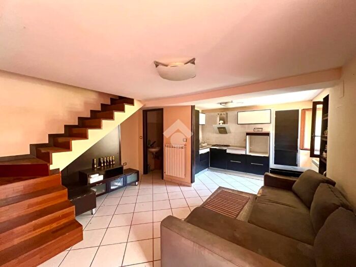 Appartamento trilocale in vendita in Via Chellavanna, Vietri Sul Mare