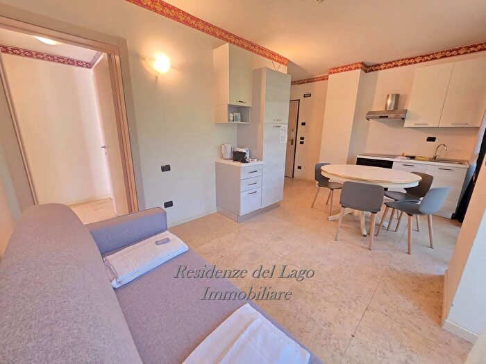 Appartamento bilocale in vendita in Via Agello, Desenzano Del Garda