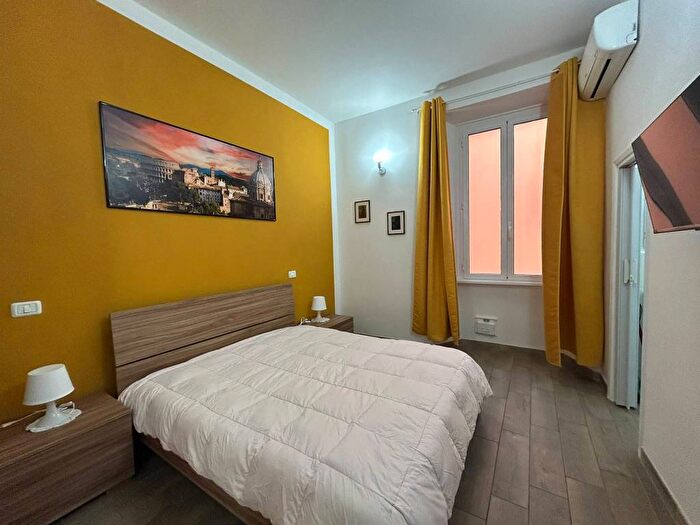 Appartamento bilocale in affitto in Via Principe Amedeo, Esquilino, Roma