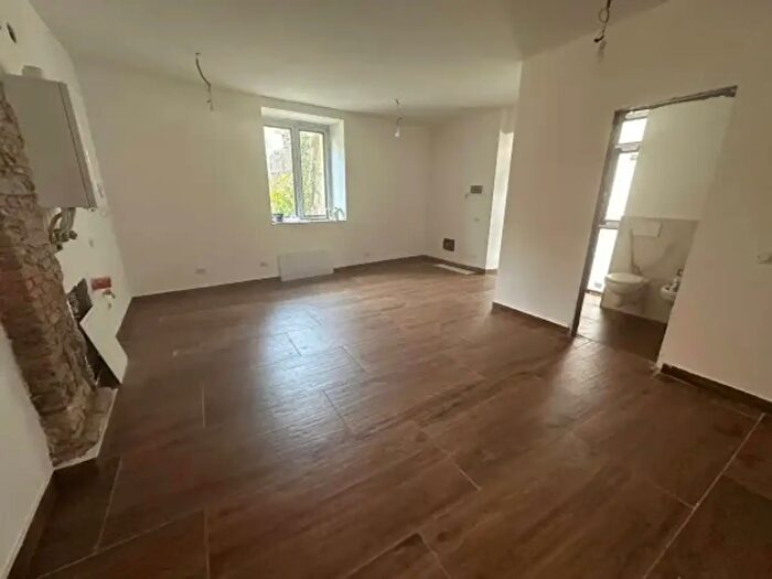 Appartamento bilocale in vendita in Via Francesco Adobati, Alzano Lombardo