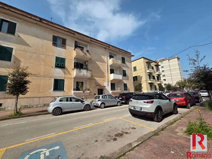 Appartamento trilocale in vendita in Via Pierantoni, Santa Maria Capua Vetere