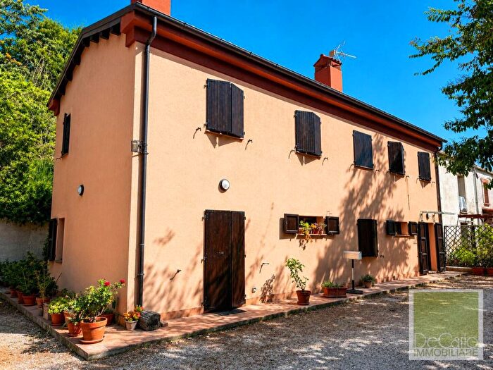 Appartamento bilocale in affitto in Cavour, Ancona