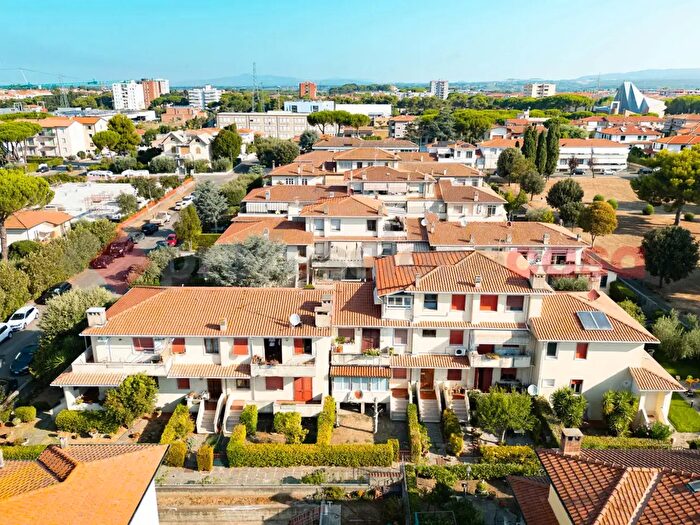 Appartamento bilocale in vendita in Via del Tonale, Cecina