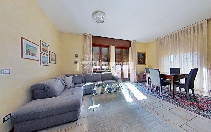 Appartamento quadrilocale in vendita in Via Claudio Monteverdi, Vicenza