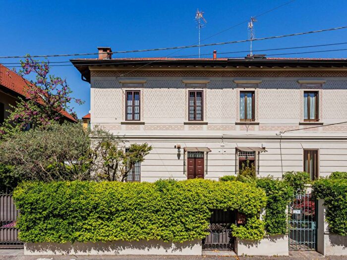 Case in Vendita e in Affitto - 3