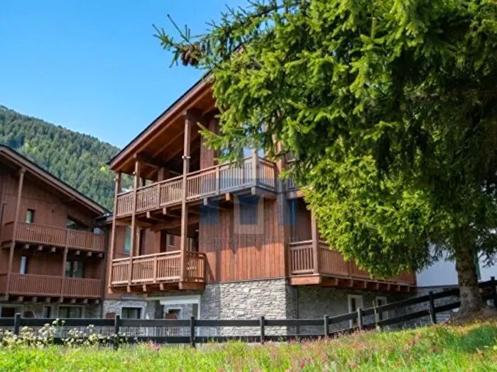 Appartamento trilocale in vendita in Via Lungo Viola b, Valdidentro