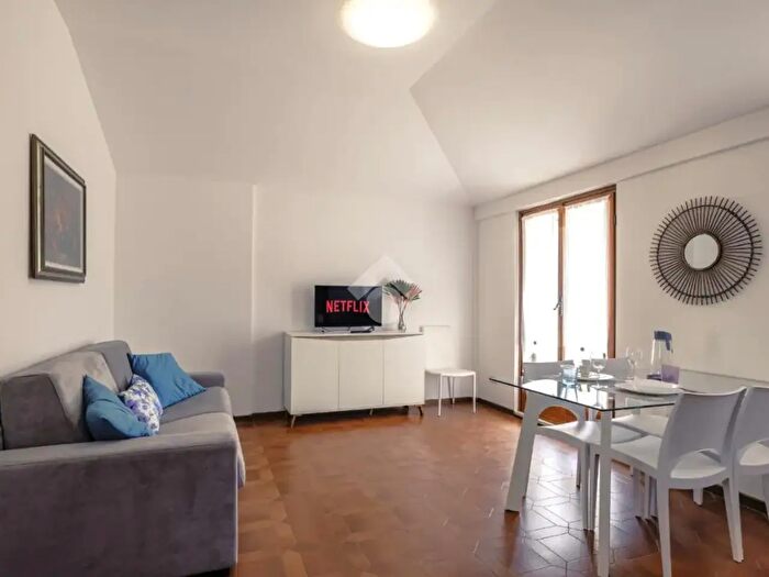 Appartamento bilocale in affitto in Via Gardesana, Torri Del Benaco