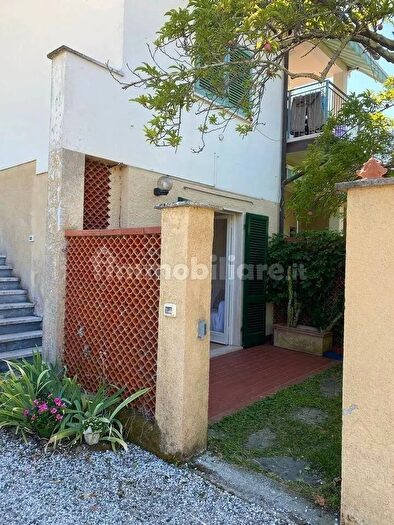 Appartamento bilocale in vendita in Via Ammiraglio Morin a, Forte Dei Marmi