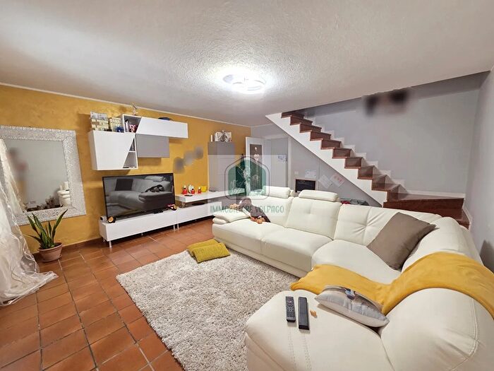 Casa trilocale in vendita in Giavera del Montello, Giavera Del Montello