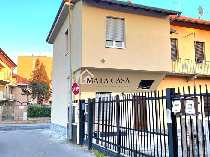 Appartamento bilocale in affitto in Via Giacomo Carissimi, Cazzaniga Ospedale, Monza