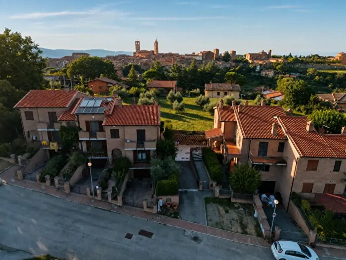 Casa con 5 locali in vendita in Citta' Della Pieve