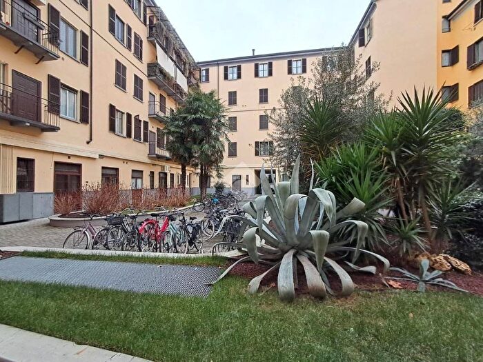 Appartamento monolocale in affitto in Via Antonio Fogazzaro, Montenero, Milano