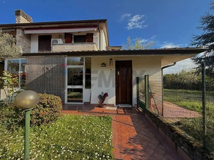 Casa quadrilocale in vendita in Via Villaggio Morosini, Castelli Calepio