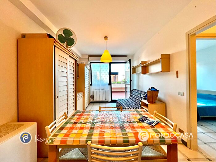 Appartamento bilocale in vendita in Via delle Ginestre, Varazze