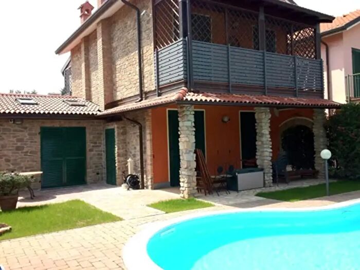 Casa con 5 locali in vendita in Via Don Lorenzo Perosi, Godiasco Salice Terme